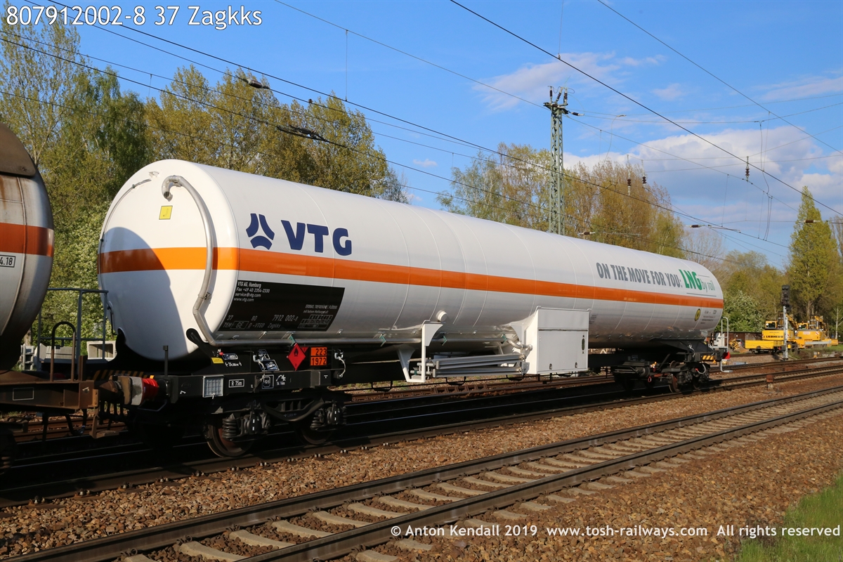 80 7900-7912 (37)